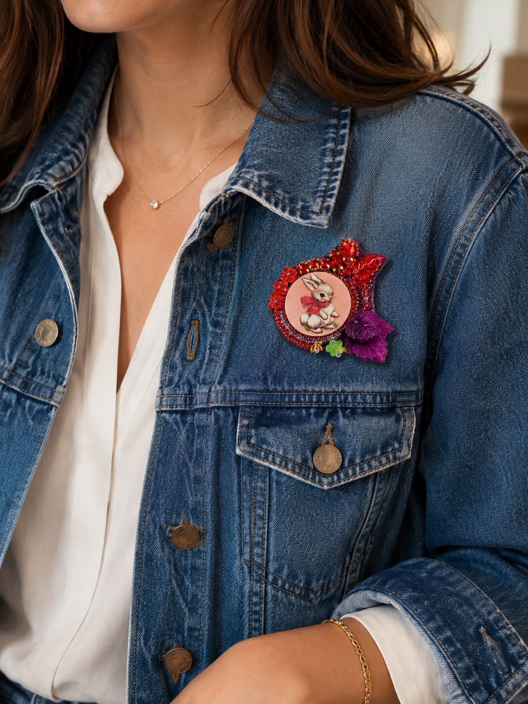 Broche brodée artisanale "Lapin Romantique"