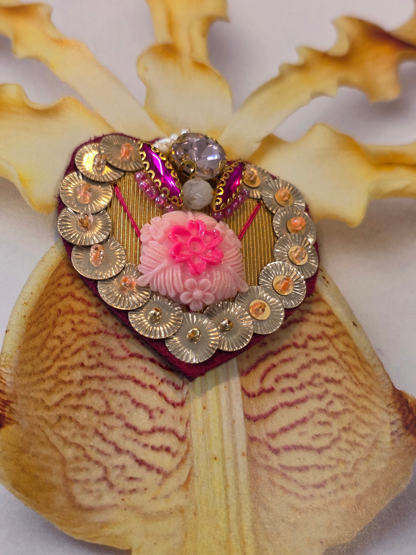 Collection "LE CHAMPS DES COEURS " / La fleur d'opéra