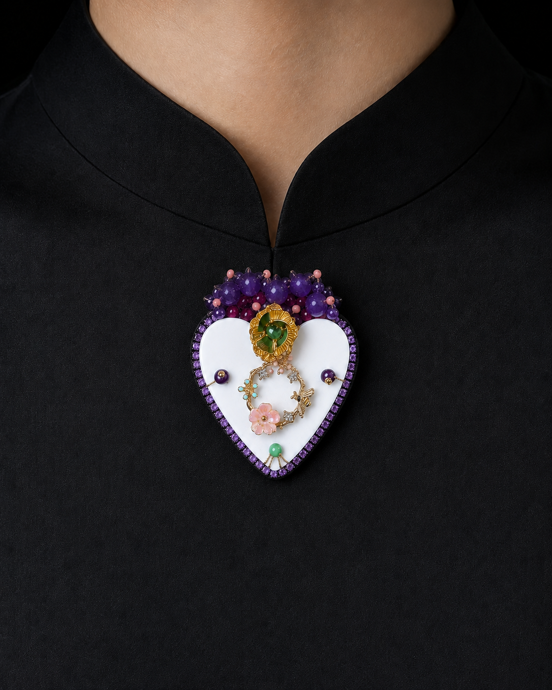 Broche Byzance – Cœur en porcelaine de Limoges