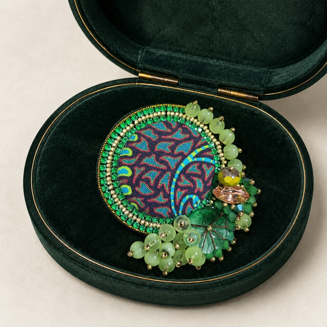 Broche Manouche Zélina – pièce unique